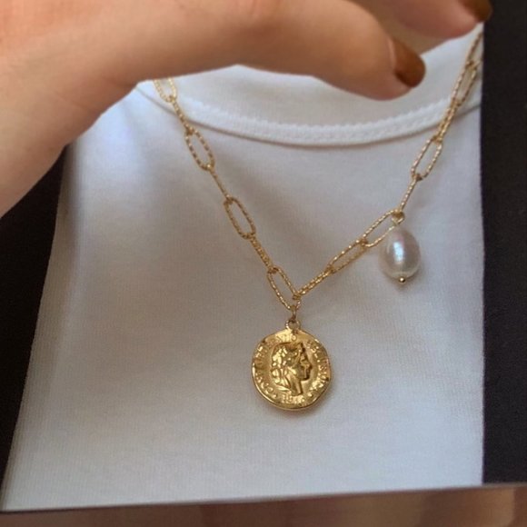 NEW 18K Gold Plated Coin Freshwater Pearl Necklace - Picture 4 of 10